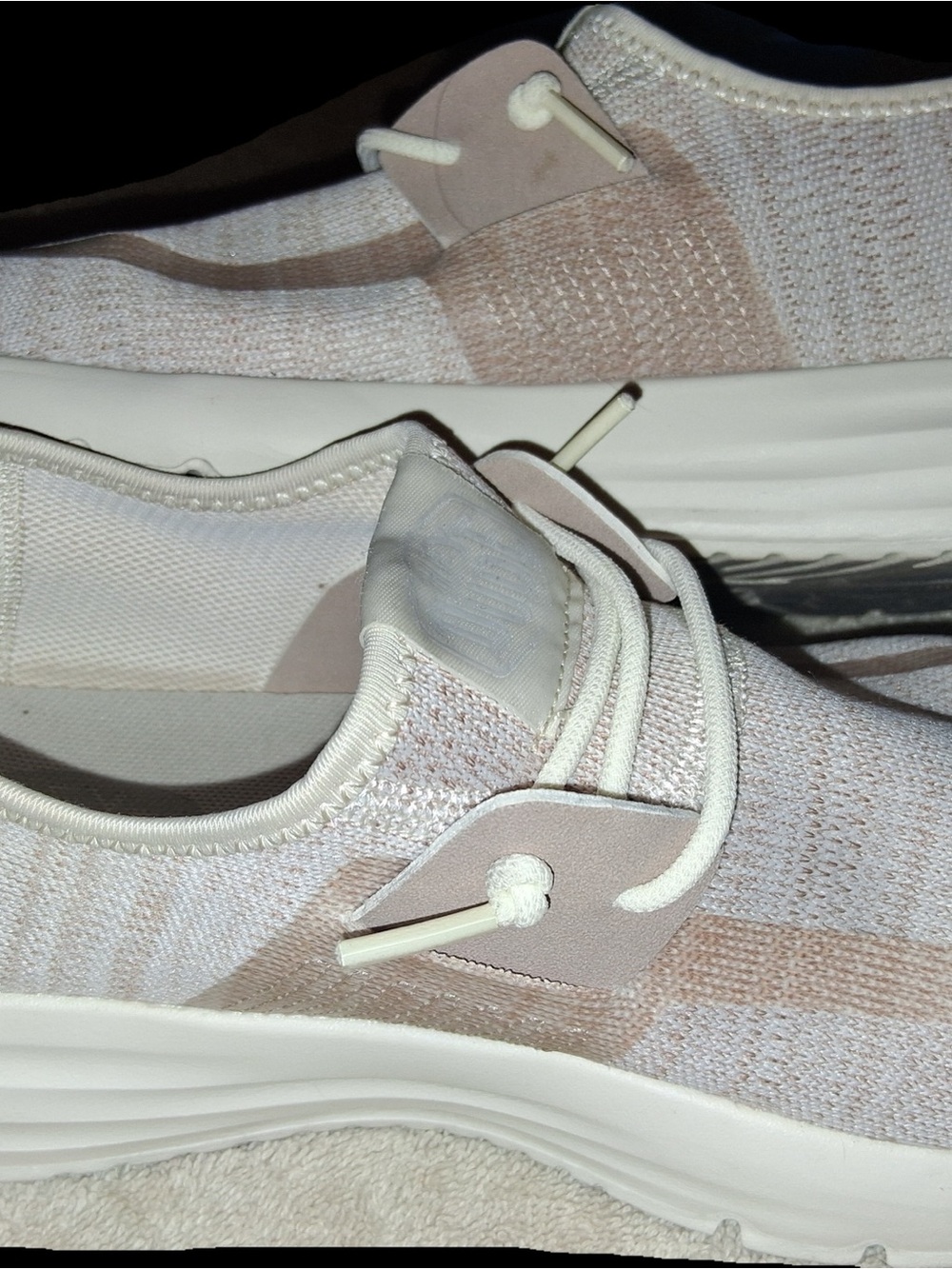 Hey Dude Women's Slip-On Knit Sneakers - Light Beige / Cream